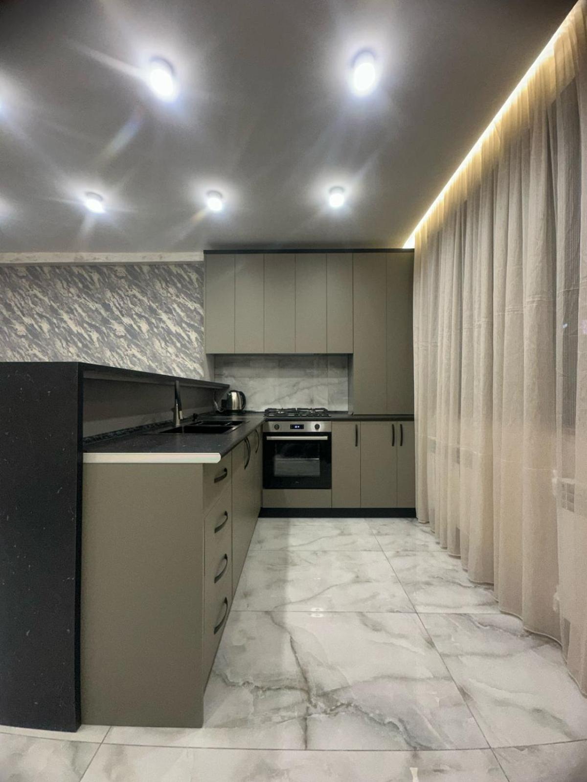 Luxuary Spacious 1Bedroom Apt,Centre エレバン エクステリア 写真