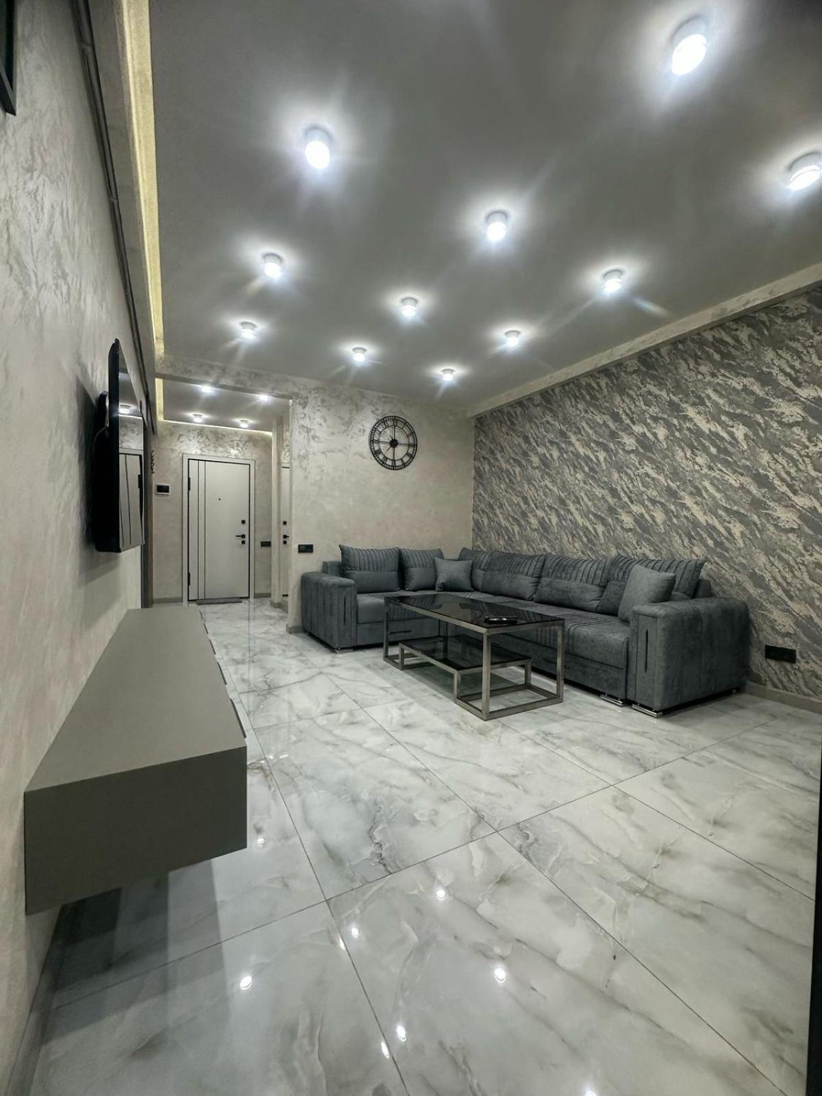 Luxuary Spacious 1Bedroom Apt,Centre エレバン エクステリア 写真